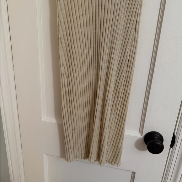 Zara Cream Ribbed Collared Top - Picture 3 of 5